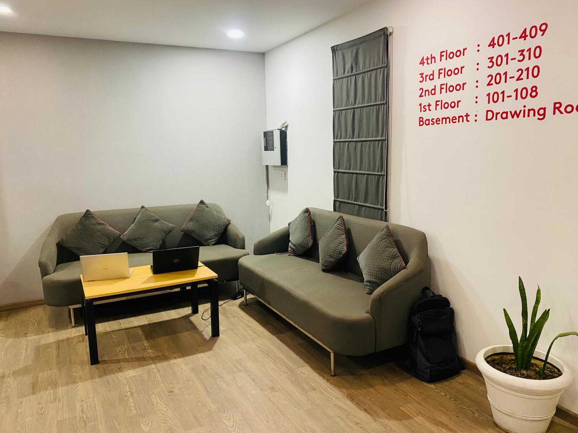 Qotel Hotel Ip Residency East Delhi Preet Vihar New Delhi Exterior photo